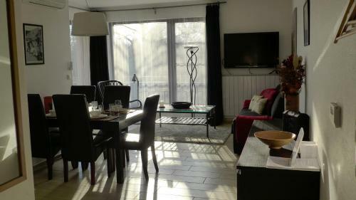 Reflex Apartman Zam�rdi