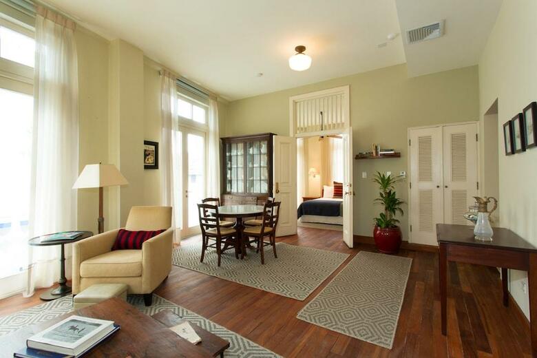 Hotel Las Clementinas