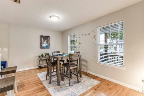 King St Bungalow
