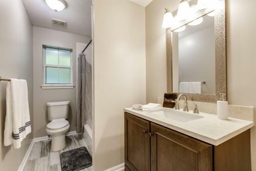 King St Bungalow