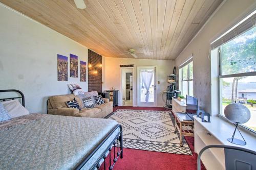 Tropical Villa Screened Porch And Water View!