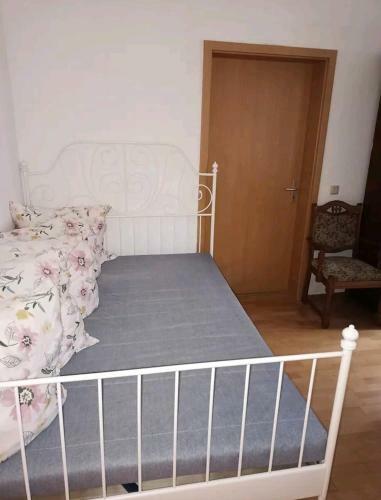 Apartamento Ganze Wohnung Stadtzentrum Eisenach 8 Personrn