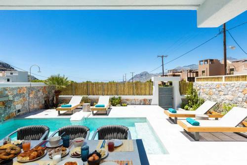 Villa Smili-naiades/3 Bedrooms, Luxury, Beachfront