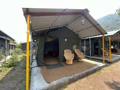 Camp Magestic By Pt