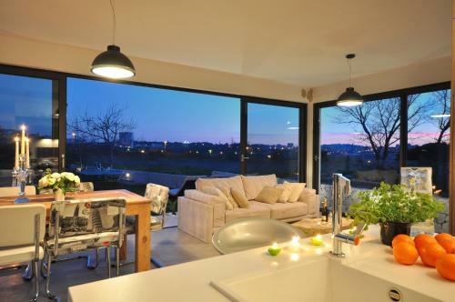 Luxury Villa Luminosa