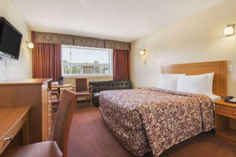 Hotel Travelodge Edmonton East