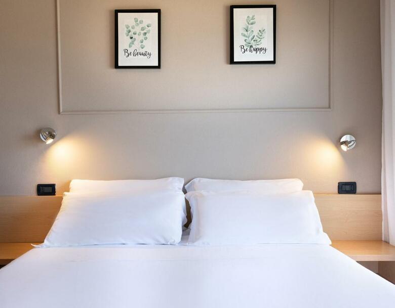 Hotel Constellation