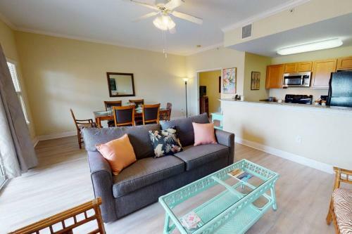 204 - Palms Of Treasure Island Resort