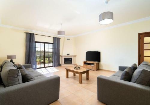 Algarve Luxury Home With Private Heated Pool