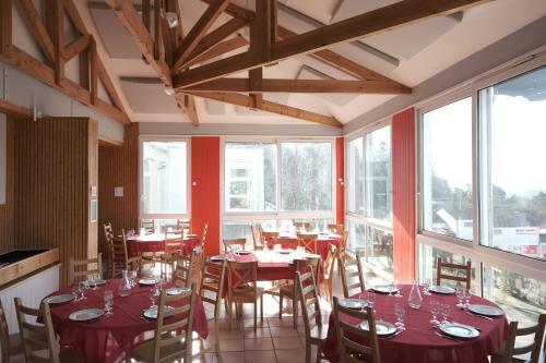 Albergue Village D+ Les Roches de Scoeux