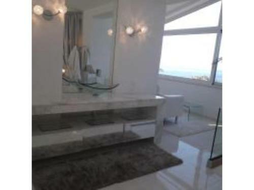 Dion Villa
