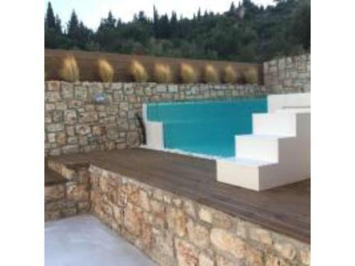 Dion Villa