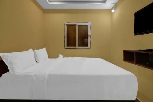 Oyo 89097 Hotel The Royal Inn