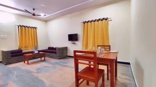 Takhat Villa By Shrigo Hotels