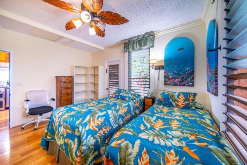 Oceanfront Lahaina Front Street Private Home