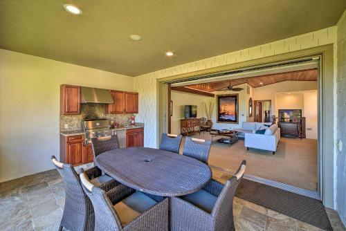 Resort Townhome With Nearby Beach Club Access!
