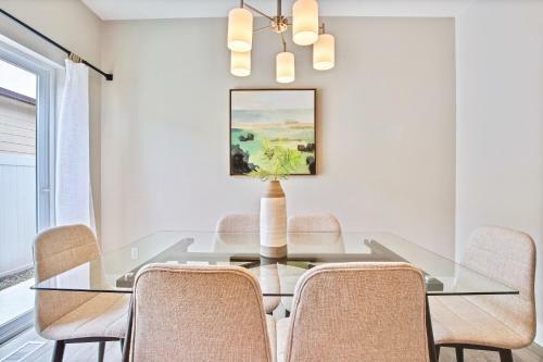 Outstanding Meridian 3 Bedroom Custom Home In Central Meridian