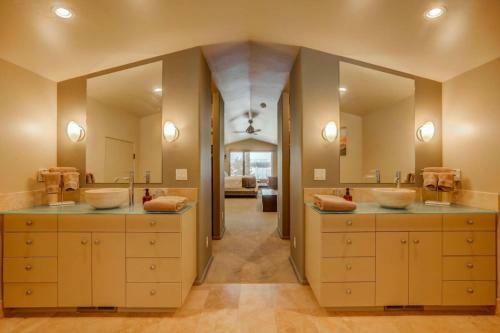 Mackinaw Manor By Casago Mccall - Donerightmanagement