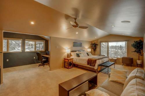 Mackinaw Manor By Casago Mccall - Donerightmanagement