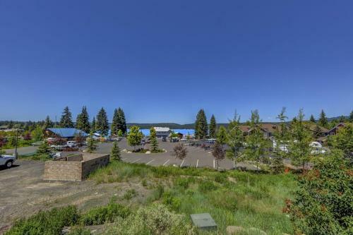 The Red Cottage By Casago Mccall - Donerightmanagement