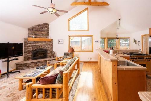 The Smitty Place By Casago Mccall - Donerightmanagement