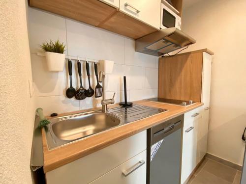 Adn Apartments, Stylish & Modern In K�tz 89359