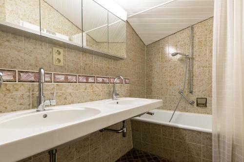 Apartamento Ferienwohnpark Immenstaad Am Bodensee Maisonette-wohnung 49 48