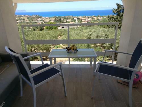Sunsea Apartment: A Nice Stay With A Wonderful Seaview
