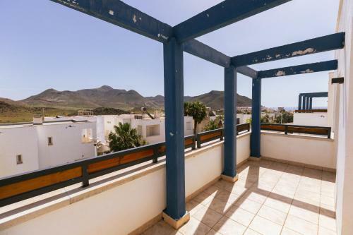 Apartamento Luminous Villa With Terraces And Salt Water Pool