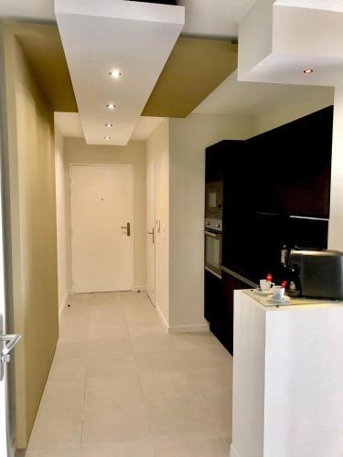 Apartamento Appartement Standing Plage (Terrasse Et Parking)