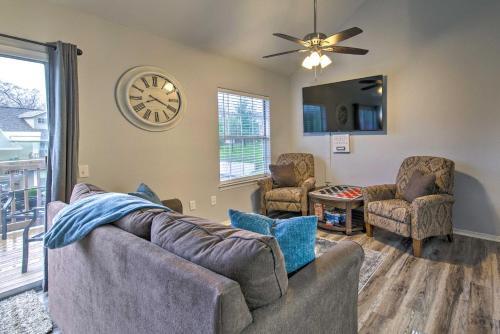 Apartamento Remodeled Condo Half Mi To Fall Creek Marina!
