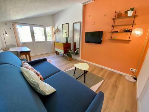 Hostal Chambre de Charme Ind�pendante-proche Uz�s