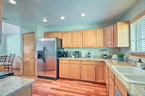 Casa Especial Family Retreat With Pool Table!
