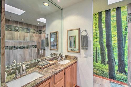 Casa Especial Family Retreat With Pool Table!
