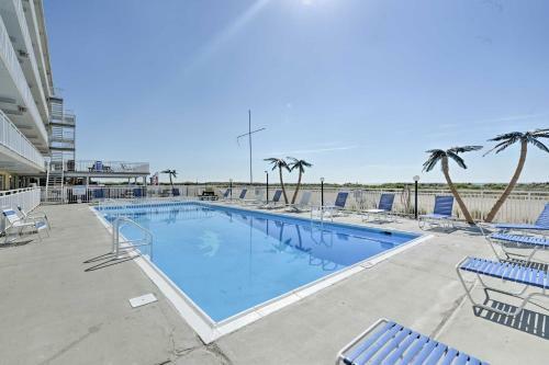 Apartamento Beachfront Condo With Pool About 2 Mi To Boardwalk!