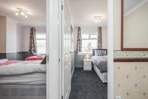 Spacious 3 Bedroom House!free Packing!free Wifi!