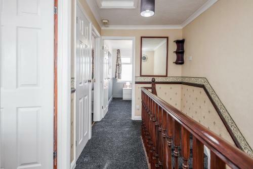 Spacious 3 Bedroom House!free Packing!free Wifi!