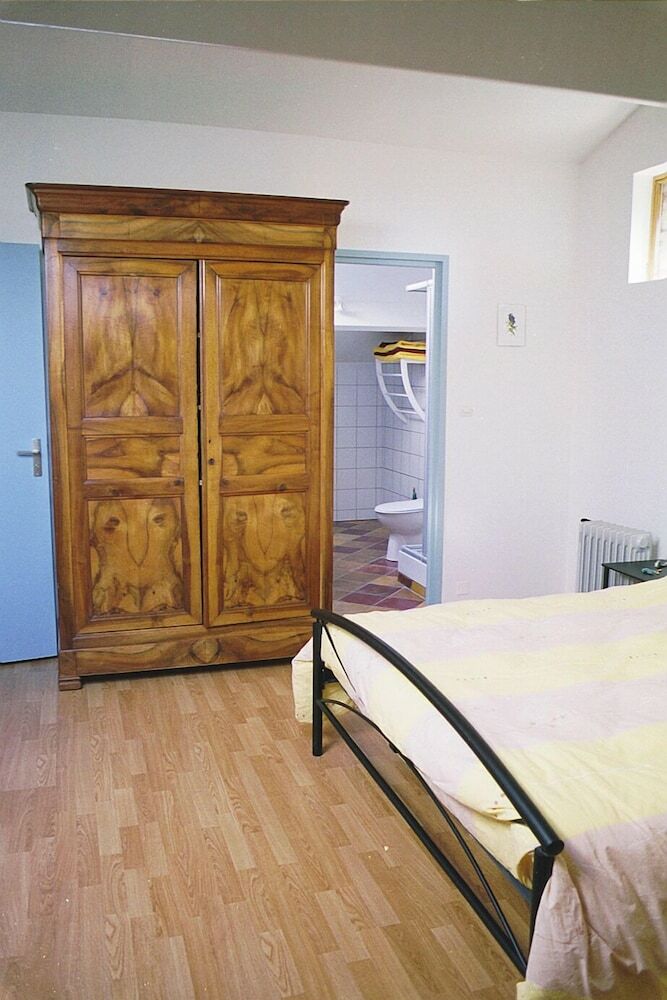 Hostal Auberge Les Liards