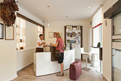Hostal Hotel Restaurant Ketterer Am Kurgarten