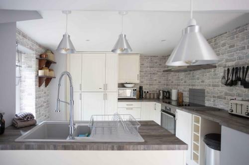 Cosy Tranquil Fully Equipped & Beautiful Garden
