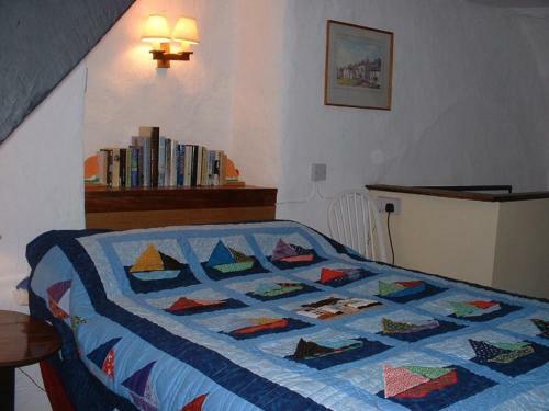 Dolphin Cottage