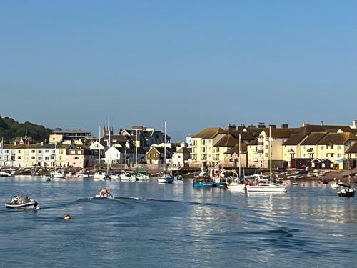 Gull Cottage Shaldon Devon Very Close To The Beach