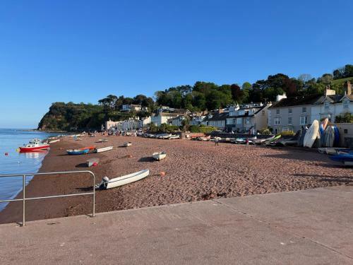 Gull Cottage Shaldon Devon Very Close To The Beach