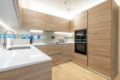 Apartamento Lovely 2 Bed Condo London