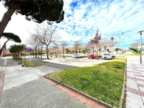 Oriol Center Apartments