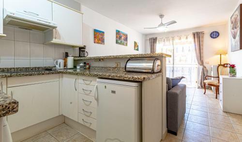 Jardin Apartment With Pool View