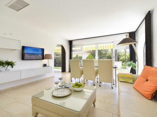 Holiday Home Bungalow Sun Club Em259a