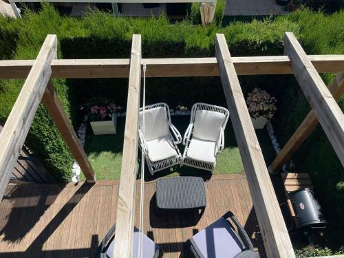 Renovated House With Pools Perfect For Families