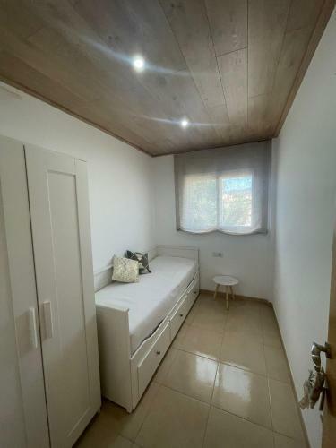 Renovated House With Pools Perfect For Families