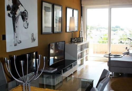 Two Bedroom Seafront Apartment